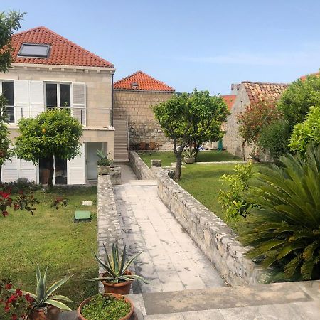 Charming Apartment For 3 Pax In Cavtat Exterior photo
