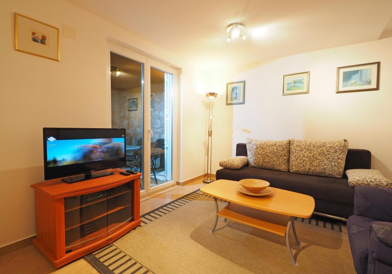 Charming Apartment For 3 Pax In Cavtat Exterior photo